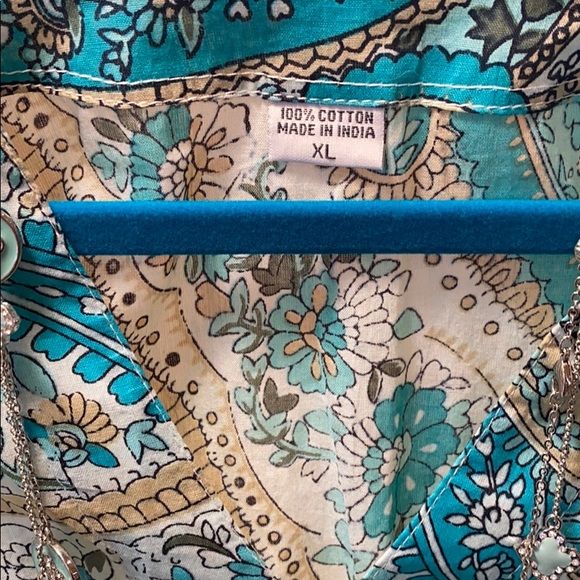 NWOT STUNNING TUNIC TOP OR BEACH COVER UP❤️ - Picture 7 of 8